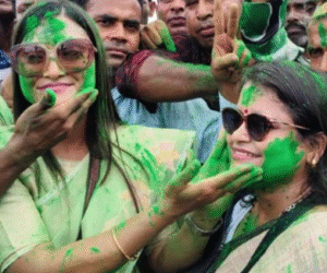কালীগঞ্জের উপনির্বাচনে বাবার রেকর্ড ভেঙে জয়ী তৃণমূল প্রার্থী আলিফা আহমেদ