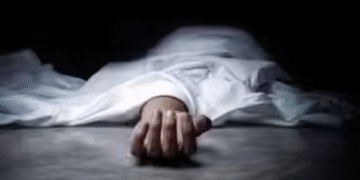 শেয়ারে বিনিয়োগ করে নিঃস্ব, আত্মঘাতী যুবক