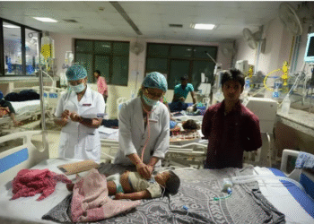 স্বাস্থ্য পরিষেবা নিয়ে পড়লে রয়েছে চাকরির সুযোগ