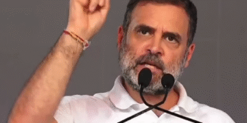 পাক গোলাবর্ষণে অনাথ হওয়া ২২ শিশুর লেখাপড়ার দায়িত্ব নিচ্ছেন রাহুল