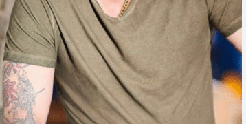 মৃত্যুর আগে ৭২ কোটি টাকার সম্পত্তি দিয়েছিলেন এক মহিলা ভক্ত, ফিরিয়ে দেন মুন্নাভাই