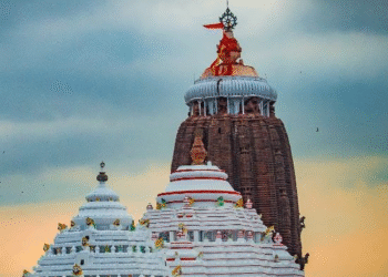 পুরীর মন্দির উড়িয়ে দেওয়ার হুমকি, বাড়ল নিরাপত্তা