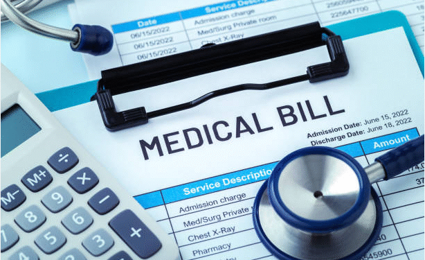 বকেয়া বিলের জন্য দেহ আটক বেঙ্গালুরুতে, বিধায়ক নারায়ণ গোস্বামীর হস্তক্ষেপে অশোকনগরে ফিরল প্রিন্সের কফিনবন্দি দেহ