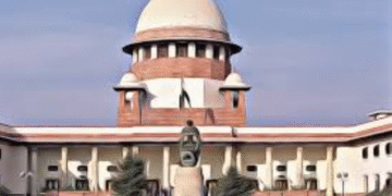 কনটেন্ট তৈরির নামে বাক্-স্বাধীনতা রক্ষাকবচ নয়, স্পষ্ট জানাল শীর্ষ আদালত