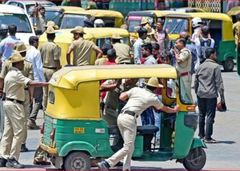 মেট্রো বিভ্রাটের জের! গড়িয়া-টালিগঞ্জ রুটে অটো ভাড়া বাড়ল ৭ গুণ! নাজেহাল যাত্রীরা