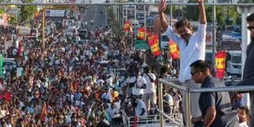 বিজয়ের জনসভায় পদপিষ্টর ঘটনা তামিলনাড়ুর রাজনৈতিক সমাবেশের ইতিহাসে ভয়ঙ্কর বিপর্যয়! উচ্চ পর্যায়ের তদন্তের নির্দেশ মুখ্যমন্ত্রী স্ট্যালিনের