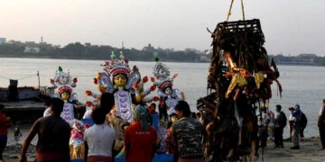 দুর্গা বিসর্জনে প্রস্তুত কলকাতা, ঘাটে ঘাটে বিশেষ নজরদারি কলকাতা পুলিশ ও কলকাতা পুরসভার