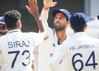 ওয়েস্ট ইন্ডিজকে দুরমুশ করে আড়াই দিনে টেস্ট জয় ভারতের