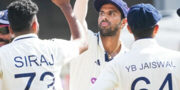 ওয়েস্ট ইন্ডিজকে দুরমুশ করে আড়াই দিনে টেস্ট জয় ভারতের