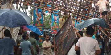 দুর্ঘটনা এড়াতে সব বড় তোরণ খুলে ফেলার সিদ্ধান্ত